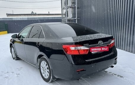 Toyota Camry, 2012 год, 1 650 000 рублей, 4 фотография