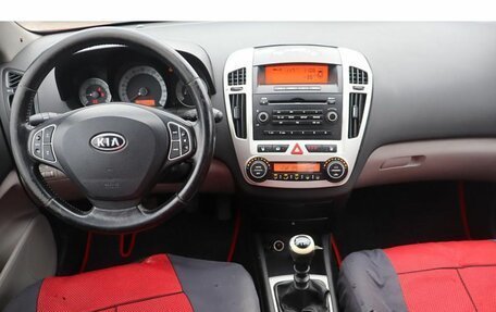 KIA cee'd I рестайлинг, 2009 год, 566 000 рублей, 8 фотография