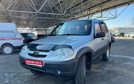 Chevrolet Niva I рестайлинг, 2015 год, 720 000 рублей, 1 фотография