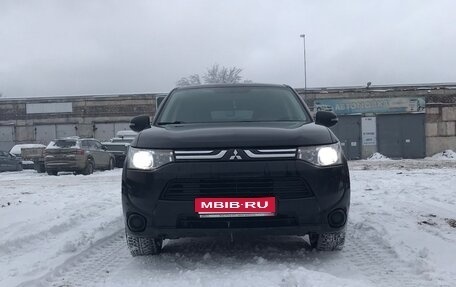 Mitsubishi Outlander III рестайлинг 3, 2012 год, 1 390 000 рублей, 1 фотография