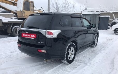 Mitsubishi Outlander III рестайлинг 3, 2012 год, 1 390 000 рублей, 7 фотография