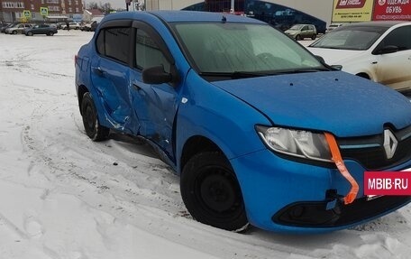 Renault Logan II, 2015 год, 500 000 рублей, 2 фотография