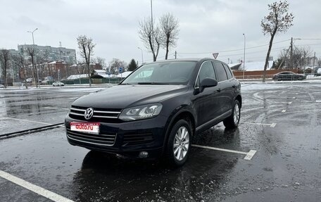 Volkswagen Touareg III, 2011 год, 2 250 000 рублей, 1 фотография