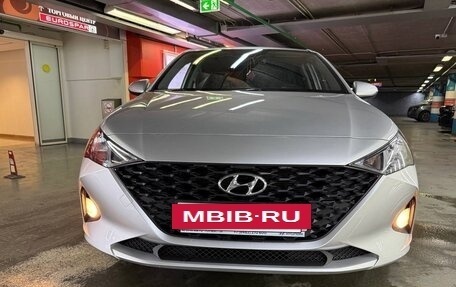 Hyundai Solaris II рестайлинг, 2020 год, 1 850 000 рублей, 3 фотография