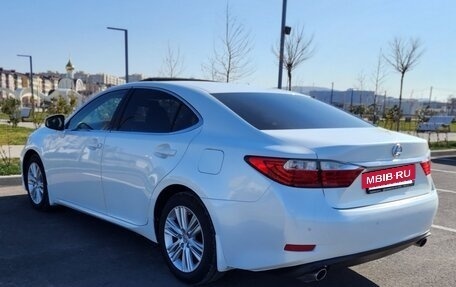 Lexus ES VII, 2013 год, 1 885 000 рублей, 3 фотография