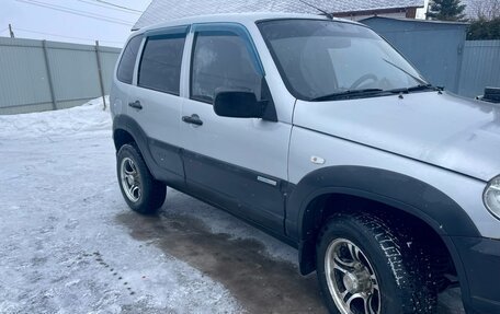 Chevrolet Niva I рестайлинг, 2012 год, 425 000 рублей, 3 фотография