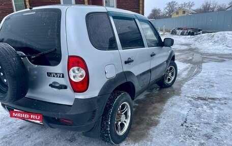 Chevrolet Niva I рестайлинг, 2012 год, 425 000 рублей, 7 фотография