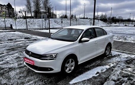 Volkswagen Jetta VI, 2012 год, 1 300 000 рублей, 1 фотография