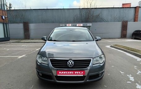 Volkswagen Passat B6, 2008 год, 730 000 рублей, 2 фотография