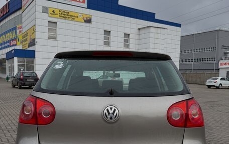 Volkswagen Golf V, 2004 год, 600 000 рублей, 5 фотография