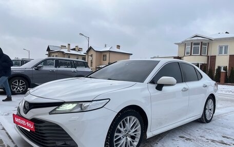 Toyota Camry, 2019 год, 3 100 000 рублей, 13 фотография