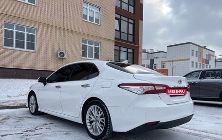 Toyota Camry, 2019 год, 3 100 000 рублей, 12 фотография