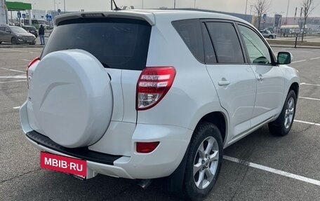 Toyota RAV4, 2011 год, 1 600 000 рублей, 2 фотография