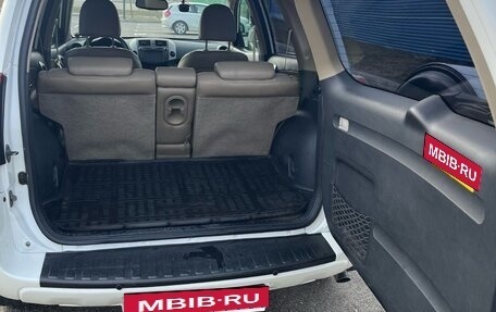 Toyota RAV4, 2011 год, 1 600 000 рублей, 16 фотография