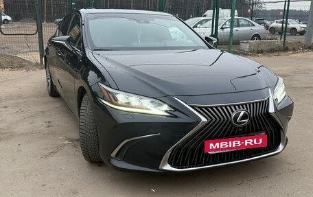 Lexus ES VII, 2019 год, 3 880 000 рублей, 17 фотография