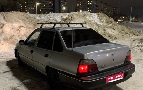 Daewoo Nexia I рестайлинг, 2001 год, 90 000 рублей, 4 фотография