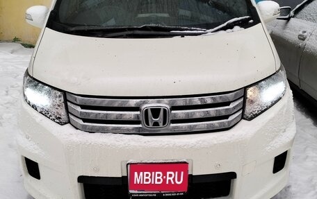 Honda Freed I, 2012 год, 1 300 000 рублей, 1 фотография