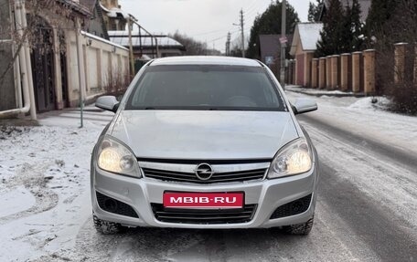 Opel Astra H, 2007 год, 390 000 рублей, 1 фотография