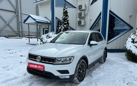 Volkswagen Tiguan II, 2017 год, 2 100 000 рублей, 2 фотография