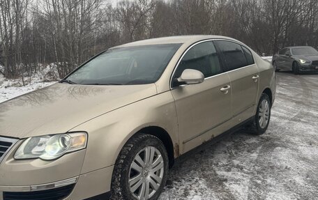 Volkswagen Passat B6, 2007 год, 690 000 рублей, 1 фотография