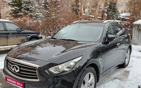 Infiniti FX II, 2012 год, 1 920 000 рублей, 1 фотография