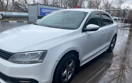 Volkswagen Jetta VI, 2013 год, 630 000 рублей, 3 фотография