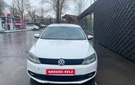 Volkswagen Jetta VI, 2013 год, 630 000 рублей, 6 фотография