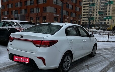 KIA Rio IV, 2018 год, 1 200 000 рублей, 3 фотография