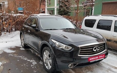 Infiniti FX II, 2012 год, 1 920 000 рублей, 2 фотография