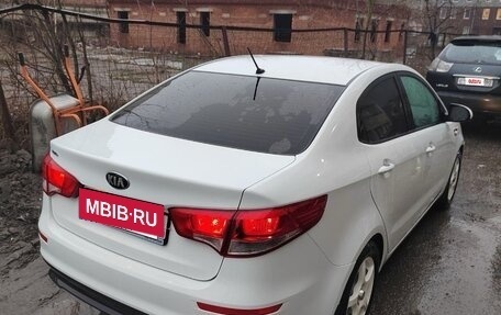 KIA Rio III рестайлинг, 2016 год, 1 100 000 рублей, 3 фотография