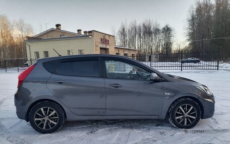 Hyundai Solaris II рестайлинг, 2012 год, 888 888 рублей, 7 фотография