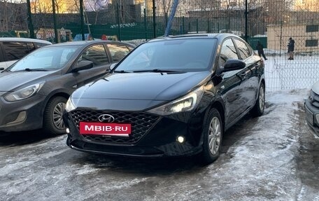 Hyundai Solaris II рестайлинг, 2021 год, 1 720 000 рублей, 3 фотография