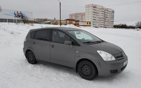 Toyota Corolla Verso I, 2006 год, 1 150 000 рублей, 2 фотография