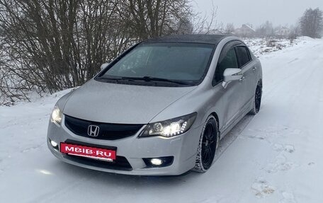 Honda Civic VIII, 2010 год, 1 050 000 рублей, 2 фотография