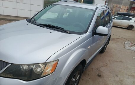 Mitsubishi Outlander III рестайлинг 3, 2008 год, 950 000 рублей, 1 фотография