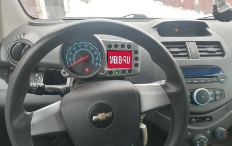 Chevrolet Spark III, 2011 год, 610 000 рублей, 1 фотография