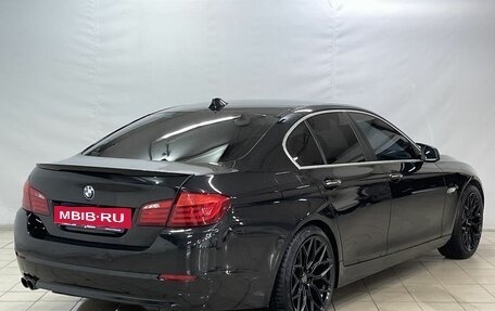 BMW 5 серия, 2012 год, 1 890 000 рублей, 4 фотография