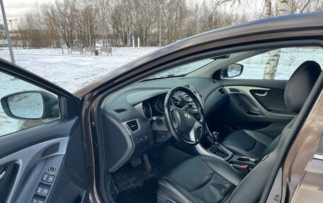 Hyundai Elantra V, 2014 год, 1 350 000 рублей, 2 фотография