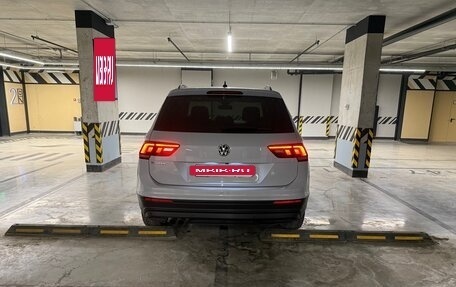 Volkswagen Tiguan II, 2020 год, 2 990 000 рублей, 2 фотография