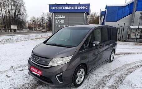 Honda Stepwgn IV, 2016 год, 1 790 000 рублей, 2 фотография