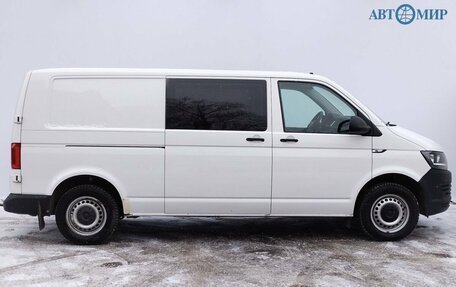 Volkswagen Transporter T6 рестайлинг, 2017 год, 1 990 000 рублей, 4 фотография