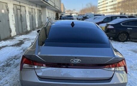 Hyundai Elantra, 2021 год, 2 200 000 рублей, 7 фотография