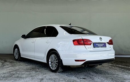 Volkswagen Jetta VI, 2011 год, 960 000 рублей, 6 фотография