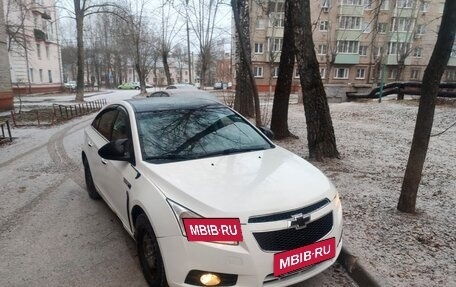 Chevrolet Cruze II, 2012 год, 850 000 рублей, 2 фотография