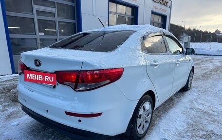 KIA Rio III рестайлинг, 2016 год, 949 000 рублей, 3 фотография