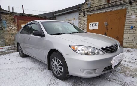 Toyota Camry V40, 2005 год, 1 100 000 рублей, 2 фотография