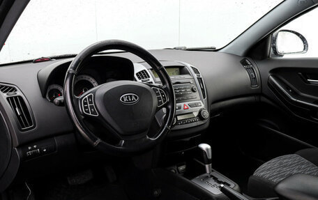 KIA cee'd I рестайлинг, 2008 год, 619 000 рублей, 12 фотография