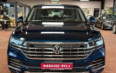 Volkswagen Touareg III, 2019 год, 5 150 000 рублей, 1 фотография