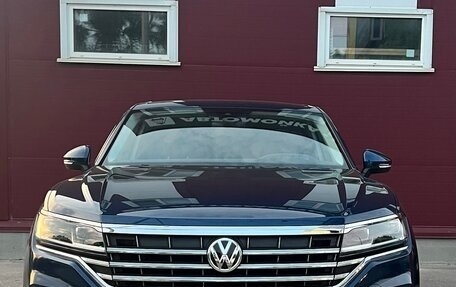 Volkswagen Touareg III, 2019 год, 5 150 000 рублей, 2 фотография