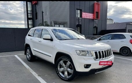 Jeep Grand Cherokee, 2011 год, 1 865 000 рублей, 2 фотография